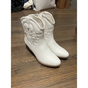 NEW Size 10 Women's Mid Calf Western Cowgirl Boots Low Heel